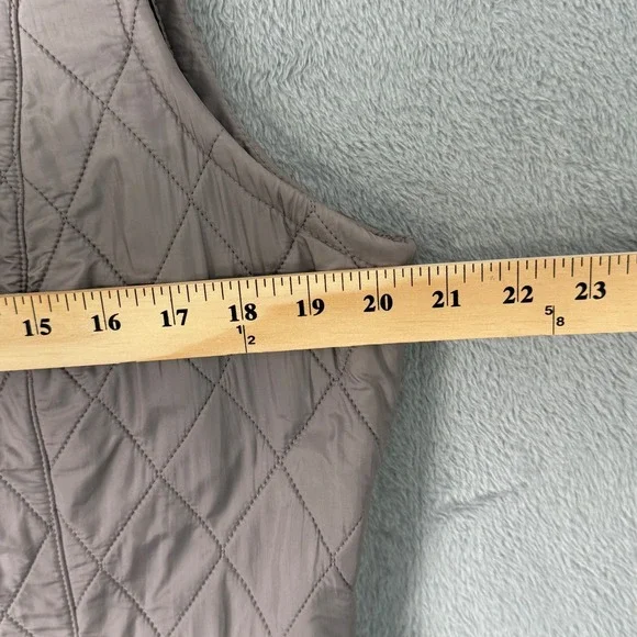 Barbour Vest Womens 10 Beige Quilted Outdoor Classic Quiet Luxury Layering - Picture 8 of 10